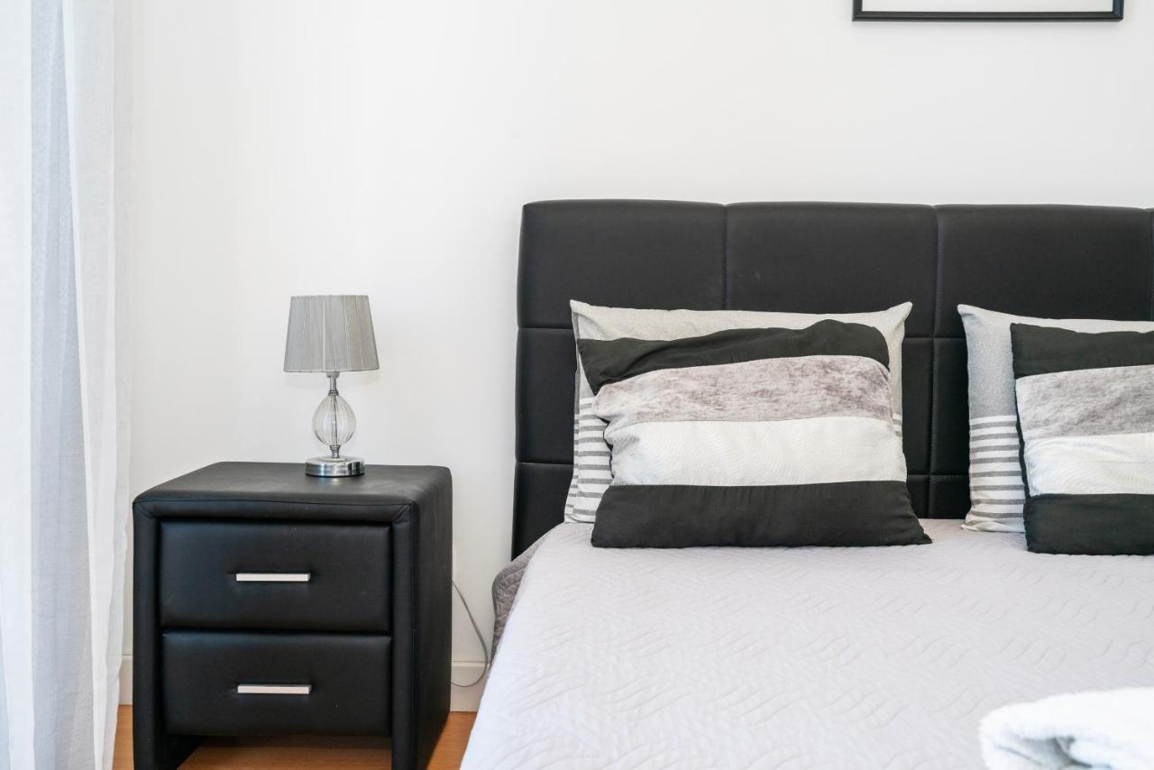 Modern Flat By Lagos Marina And Old Town Lagos Exteriör bild